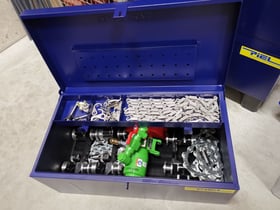 Werkzeug in Metallbox